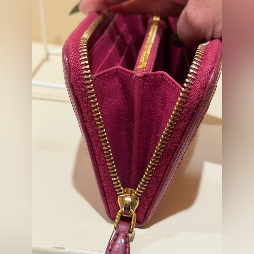 Prada Quilted Raspberry 3/4 Soft Calf Wallet - Picture 13 of 15